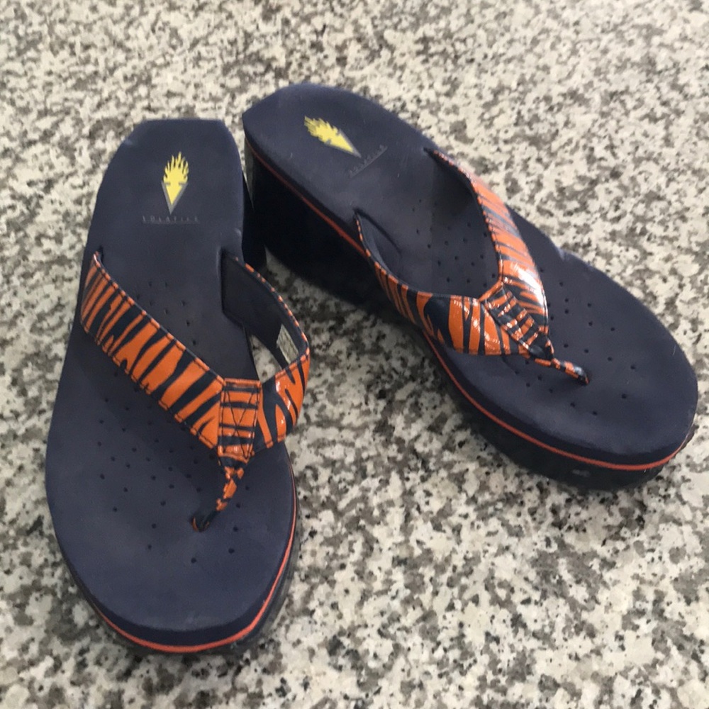 Volatile wedges